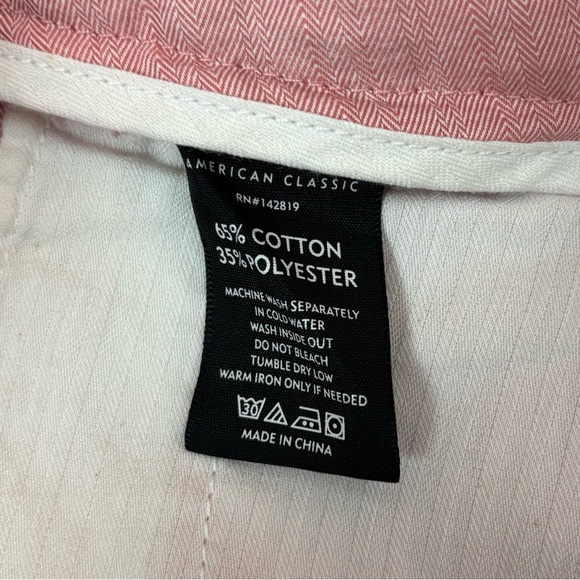 Dear John Mid Rise Pink Khakis
Flat Front Rolled Hem Chino Shorts
Women' Size 29 - Picture 5 of 6